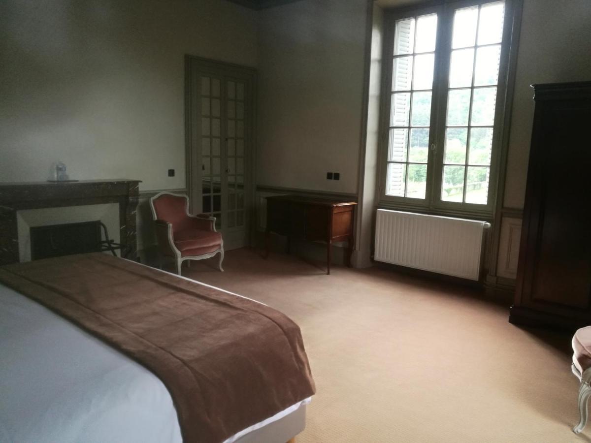Bed and Breakfast Château Sallandrouze à Aubusson  Extérieur photo